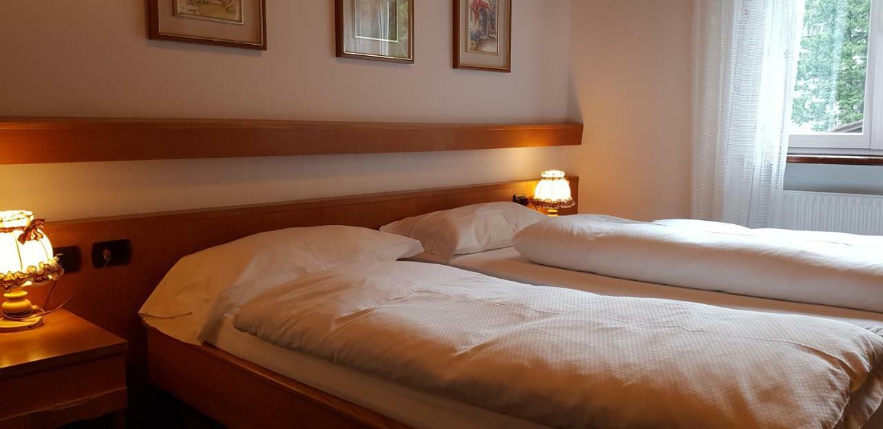 Hotel Roy 3*